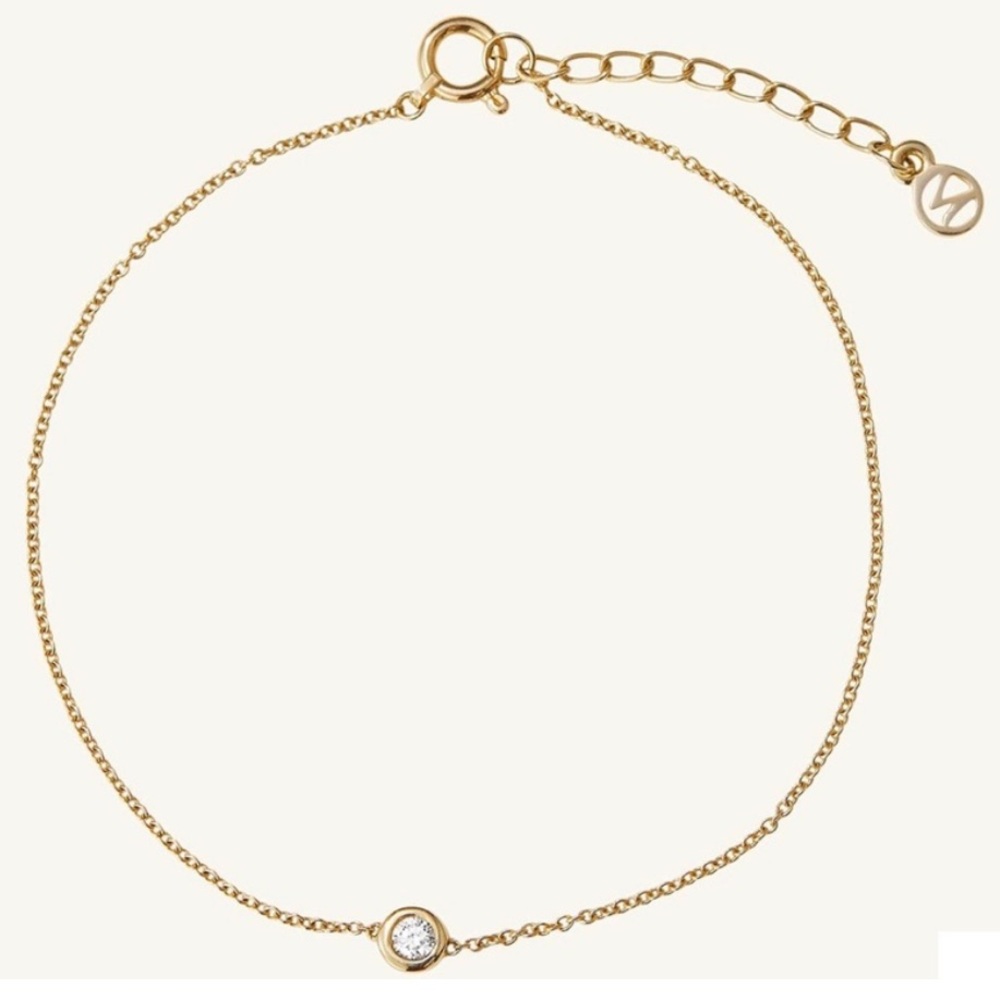 Mejuri Solo Diamond Bracelet 14K Yellow gold (Old Version- Larger Diamond)